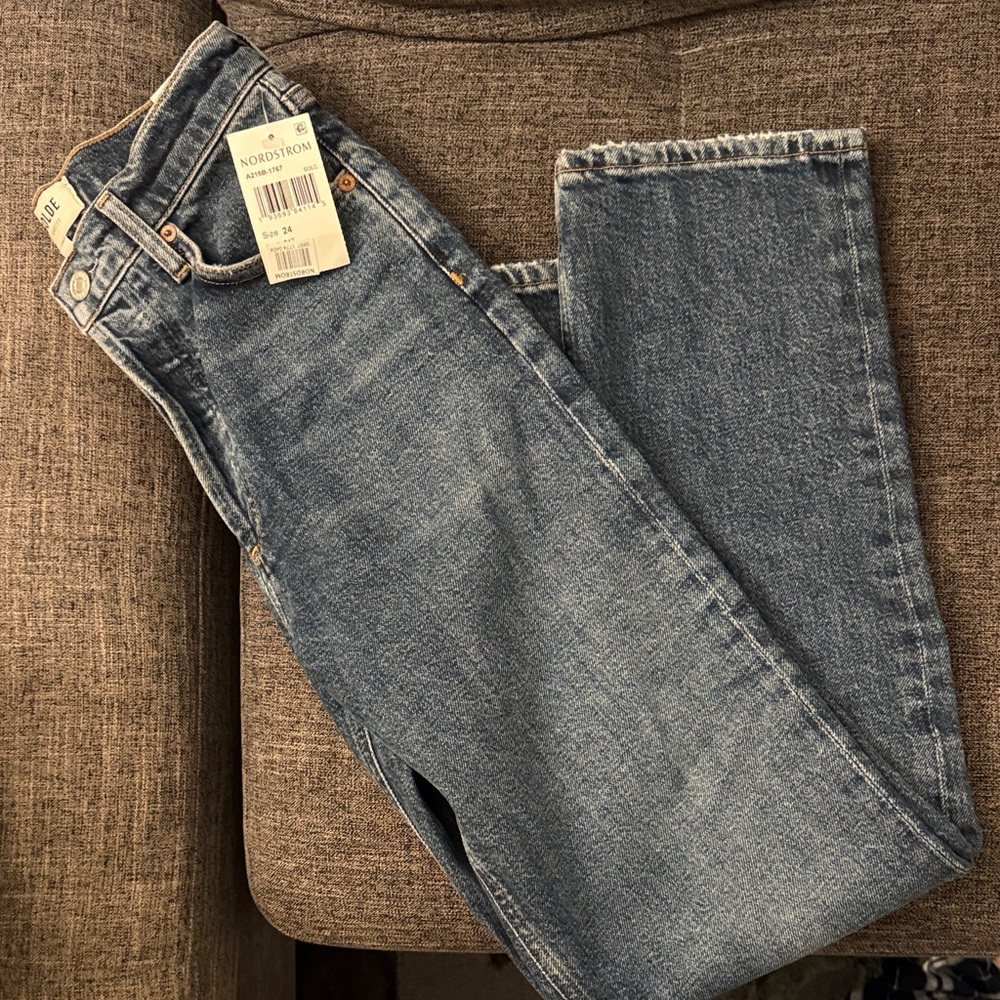 Agolde 90s Pinch Waist High Rise Crop Denim Jeans in Solace- 24